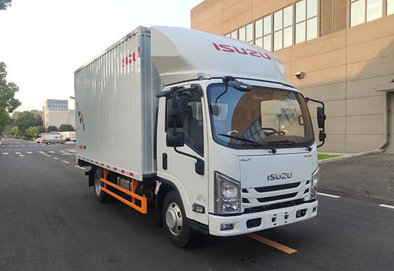 Truk Isuzu Diesel Mewah Truk Berat Kendaraan 4×2 Penggerak Roda Belakang