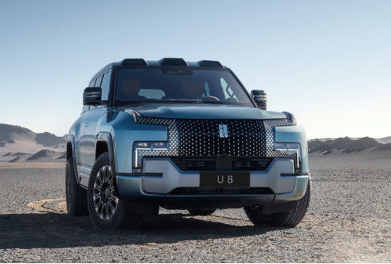BYD Sport Utility Vehicle Hybrid Electric 880kw Four Wheel Drive 3