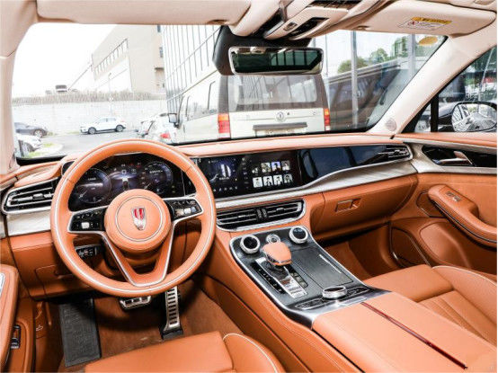 4 kursi / 5 kursi Hongqi H9 Luxury Gasoline 4×2 Limousine 12