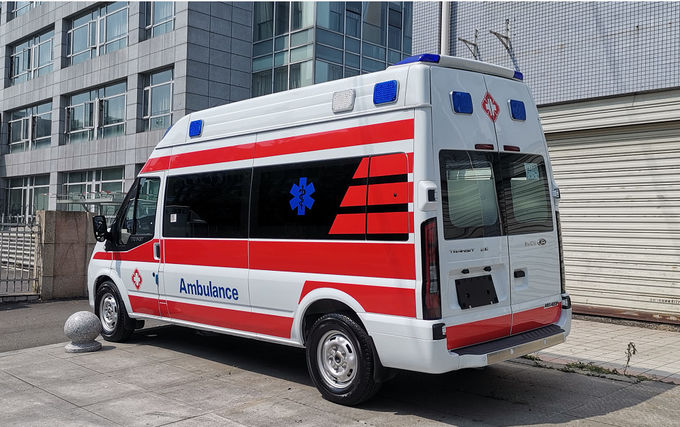 Medis Ford Transit Van Ambulans 8 / 9 Seater Diesel 4x2 1