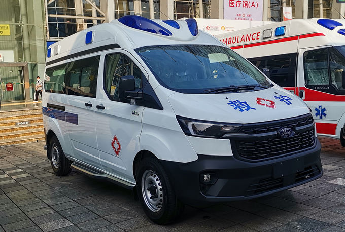7 Kursi / 8 Kursi Ambulans Darurat Medis Ford Transit Van Ambulans 3