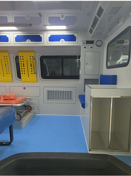 Ambulans darurat medis Futian 4×2 8 kursi Pengemudi belakang bensin 4