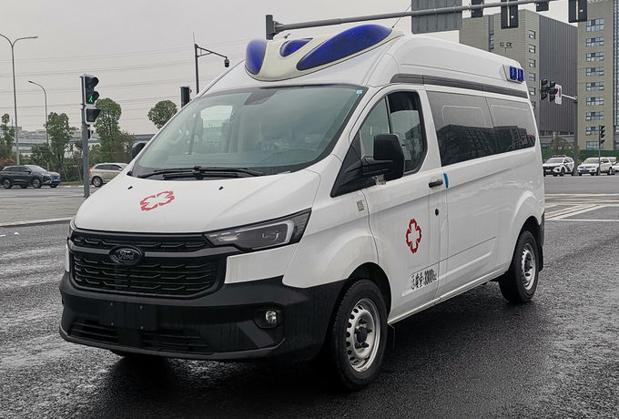 Ford Transit Ambulans Medis Bensin 8 Tempat Ford Transit Ambulans Box 3