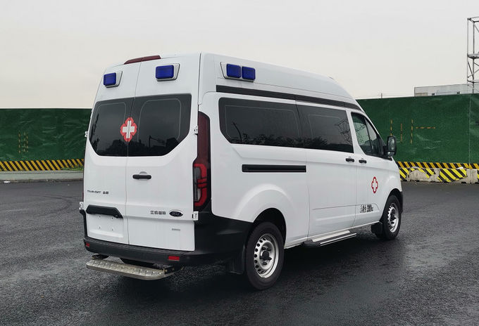 Ford Transit Ambulans Medis Bensin 8 Tempat Ford Transit Ambulans Box 2