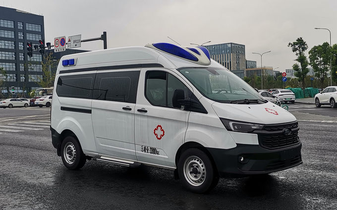 Ford Transit Ambulans Medis Bensin 8 Tempat Ford Transit Ambulans Box 1