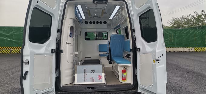 Ford Transit Ambulans Medis Bensin 8 Tempat Ford Transit Ambulans Box 9