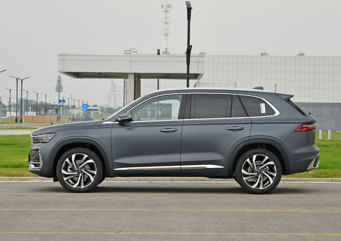 Geely Xingyue L Sport Utility Vehicle Geely Xing Yue L 5 Seater Suv 1
