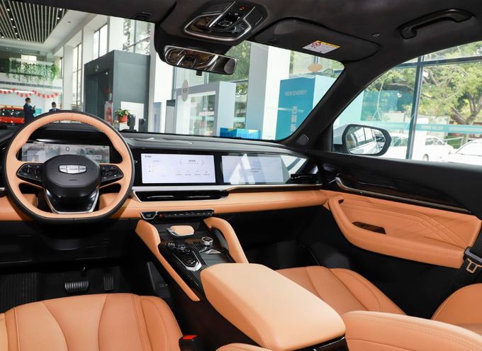Plug In Hybrid SUV Kendaraan Mobil Off Road Mobil bensin 5
