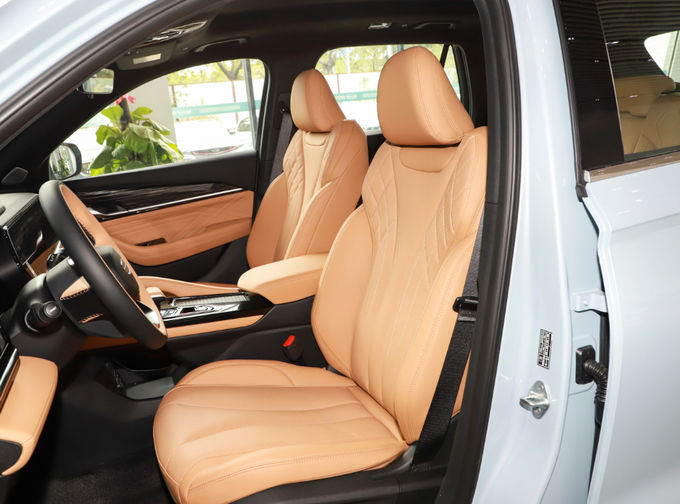 Plug In Hybrid SUV Kendaraan Mobil Off Road Mobil bensin 9