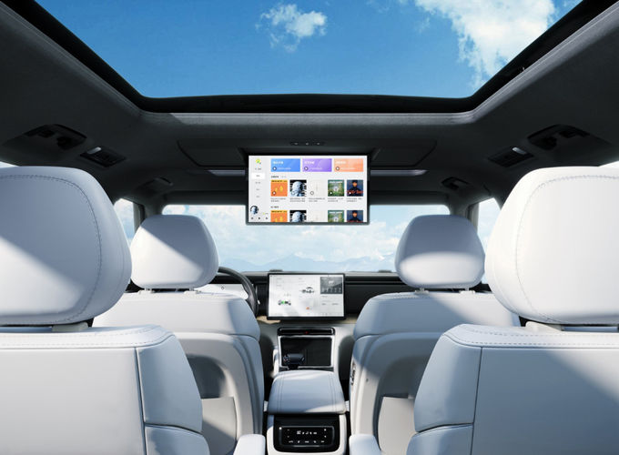 Plug In Extended Range Hybrid Vehicle Automobile SUV besar Berputar empat roda 8