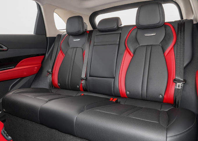 Kendaraan Hongqi Mobil 2WD 4WD 5 kursi Mobil Bensin 4×2/4×4 8