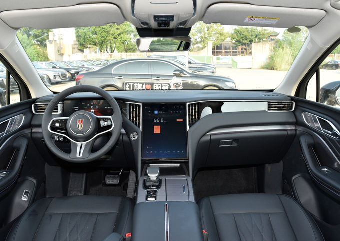 Gasoline Hongqi HS7 Sport Utility Vehicle Transmisi otomatis 9