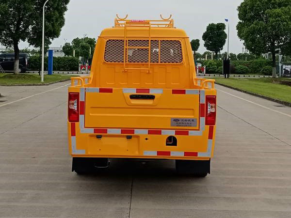 Multifungsi 4×2 Truk Diesel 8 kursi 4 roda penggerak 2 Ton Truk 1