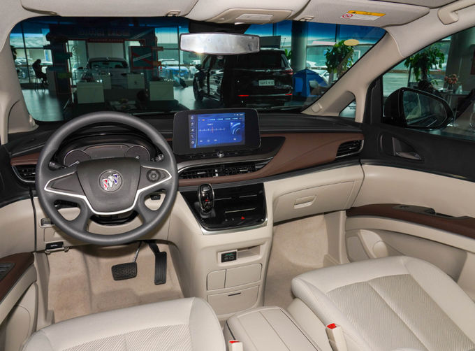 Buick Minivan MPV 7 Seater Untuk Resepsi Bisnis Perjalanan Keluarga 4