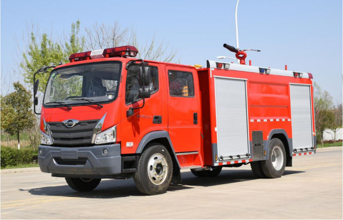 RWD 2WD 6×2 Truk Penyelamat Kebakaran Foton Tangki Air Truk Kebakaran Diesel 0