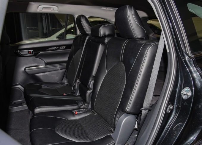 Toyota Highlander SUV Mobil Bermotor Bensin 7 Tempat Highlander Suv 6