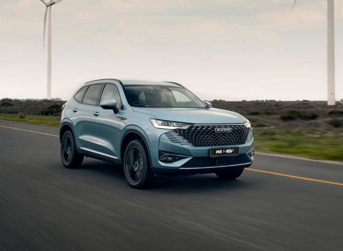 Great Wall Haval H6 Mobil bertenaga bensin Penggerak roda depan Perak 3