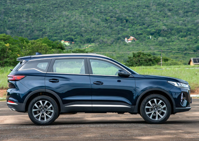 Chery Tiggo 7 Mobil Bermesin Bensin SUV Perkotaan Mobil Bermesin Bensin 2
