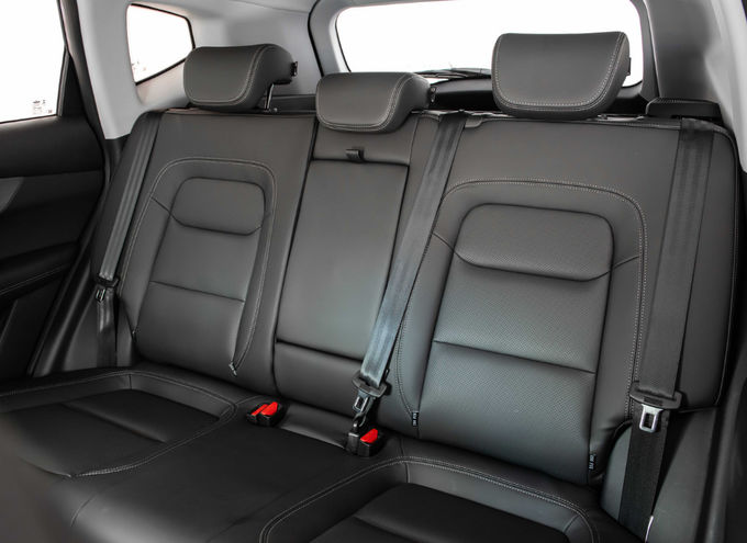 Chery Tiggo 7 Mobil Bermesin Bensin SUV Perkotaan Mobil Bermesin Bensin 9