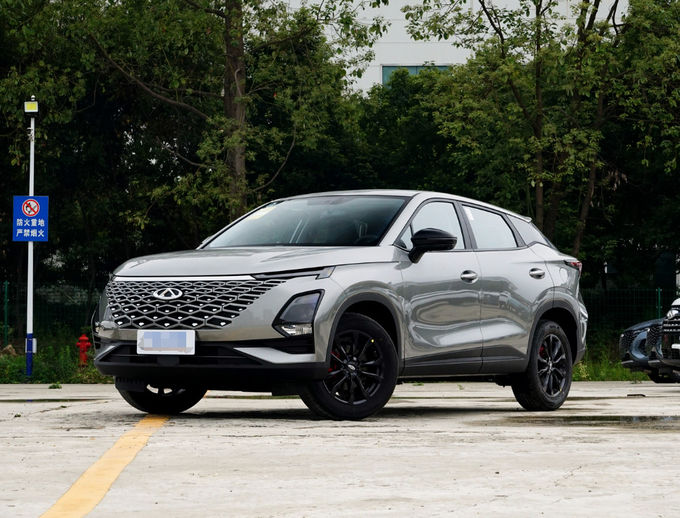 Gasoline Cherio Menda Urban Off Road Kendaraan SUV Penggerak roda depan 4x2 1
