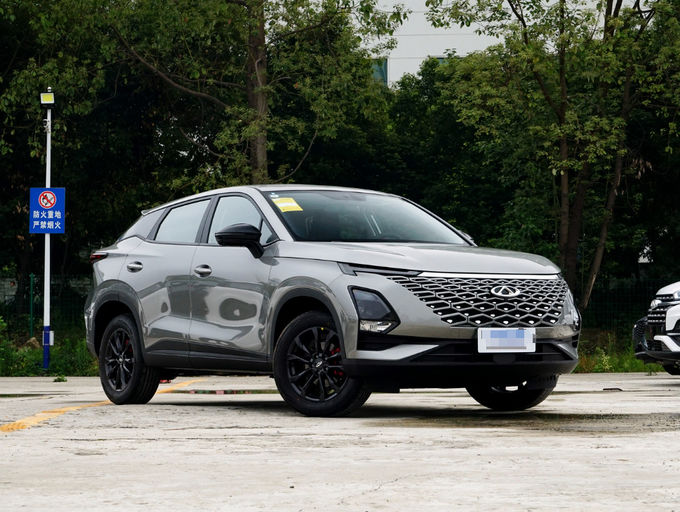 Gasoline Cherio Menda Urban Off Road Kendaraan SUV Penggerak roda depan 4x2 0