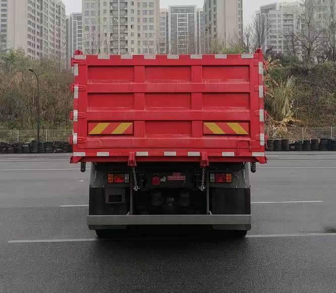 SINOTRUK Ace Dump Truck 20 Meter Kubik Tiga Axle Diesel 3 Seater Penggerak Belakang Manual Transmisi 6×4 1