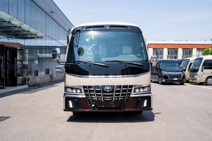 Toyota Coaster 12 Seater Bus Wisata Bensin Penggerak Belakang 4×2 Transmisi manual 3