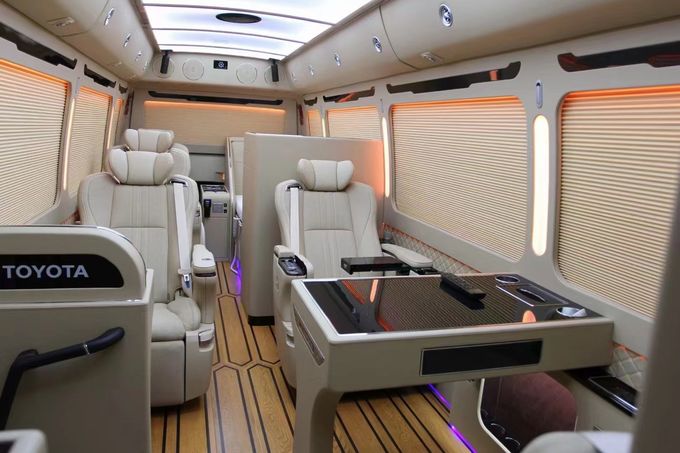 Toyota Coaster 8 Seater Bus Wisata Bus Bisnis Resepsi Bus Gasoline Rear Drive 4×2 Manual 8
