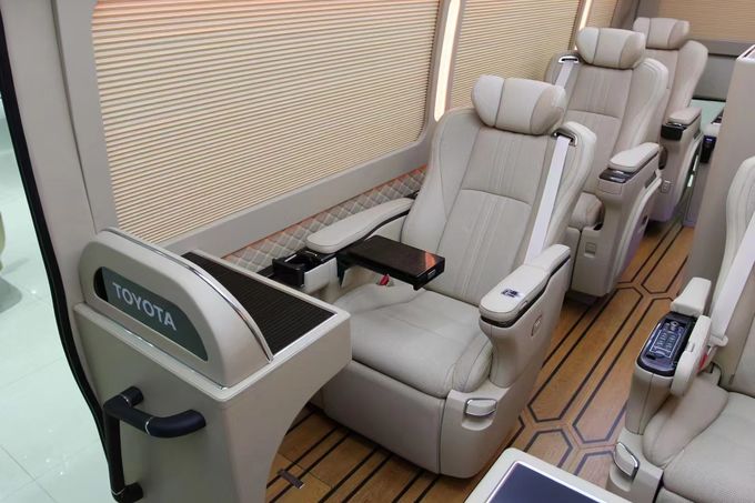 Toyota Coaster 8 Seater Bus Wisata Bus Bisnis Resepsi Bus Gasoline Rear Drive 4×2 Manual 5