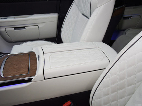 Hongqi E-HS9 SUV Listrik Murni 660 Kilometer Jangkauan 4 Kursi 4×4 Transmisi Otomatis 8